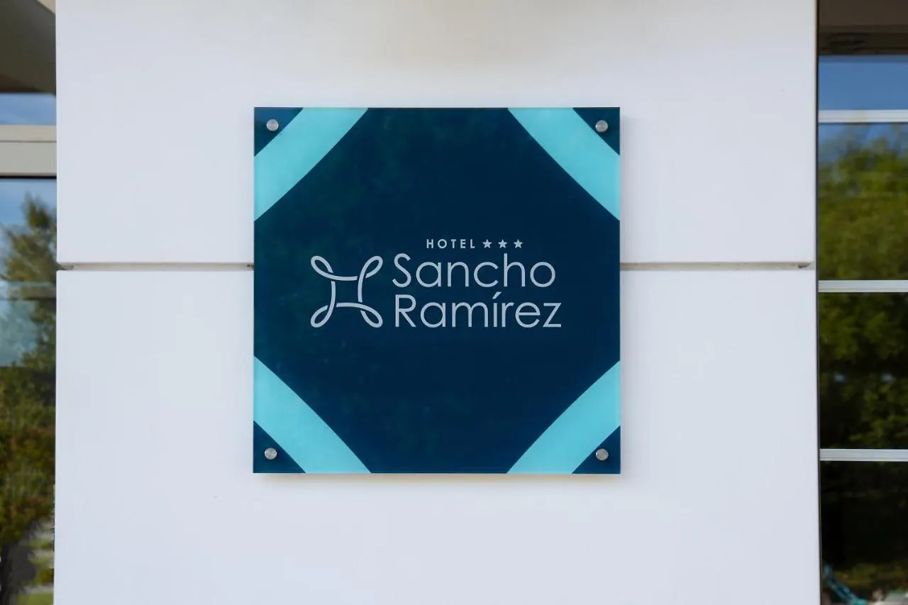 Отель Sancho Ramirez Памплона